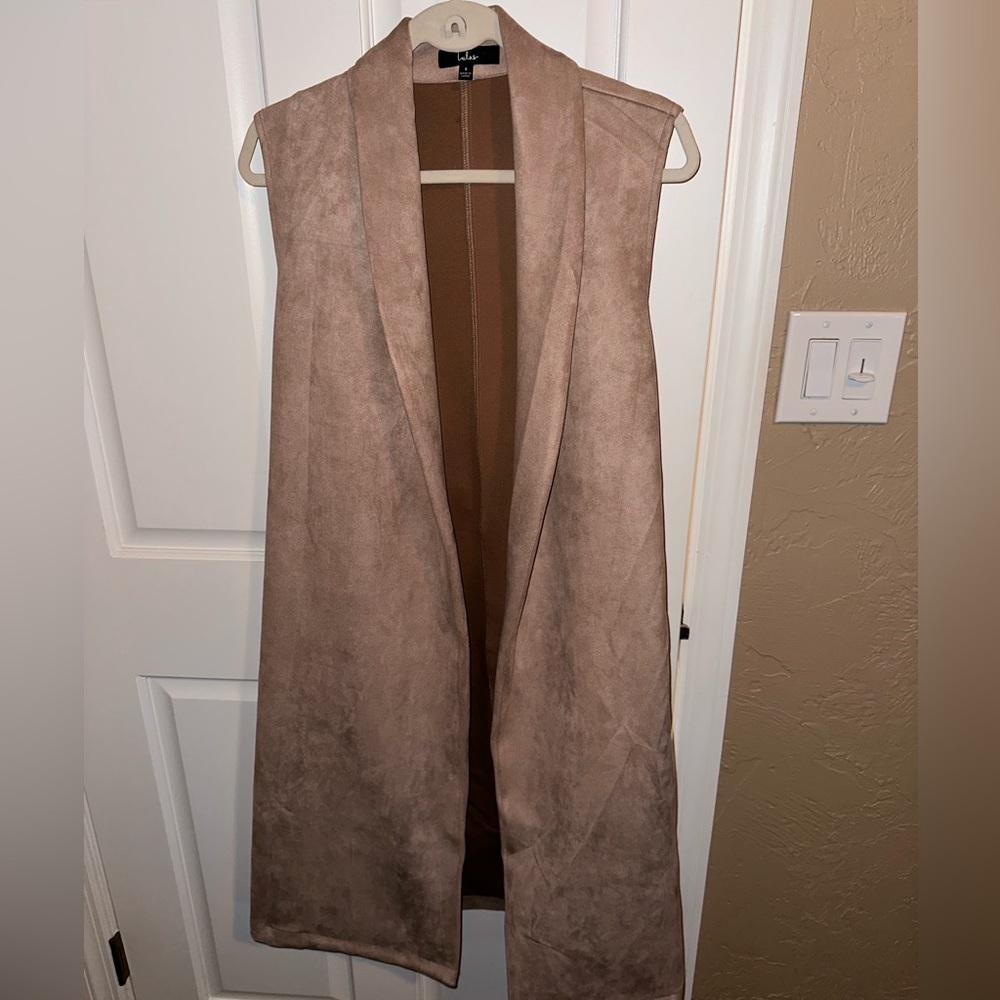 Size small Lulus suede vest cardigan, brand new, tags not included